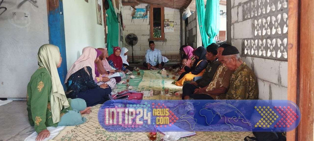 Tebar Kebaikan dan Kawal Akurasi Bantuan, KUA Pengasih Sapa Warga Gletak
