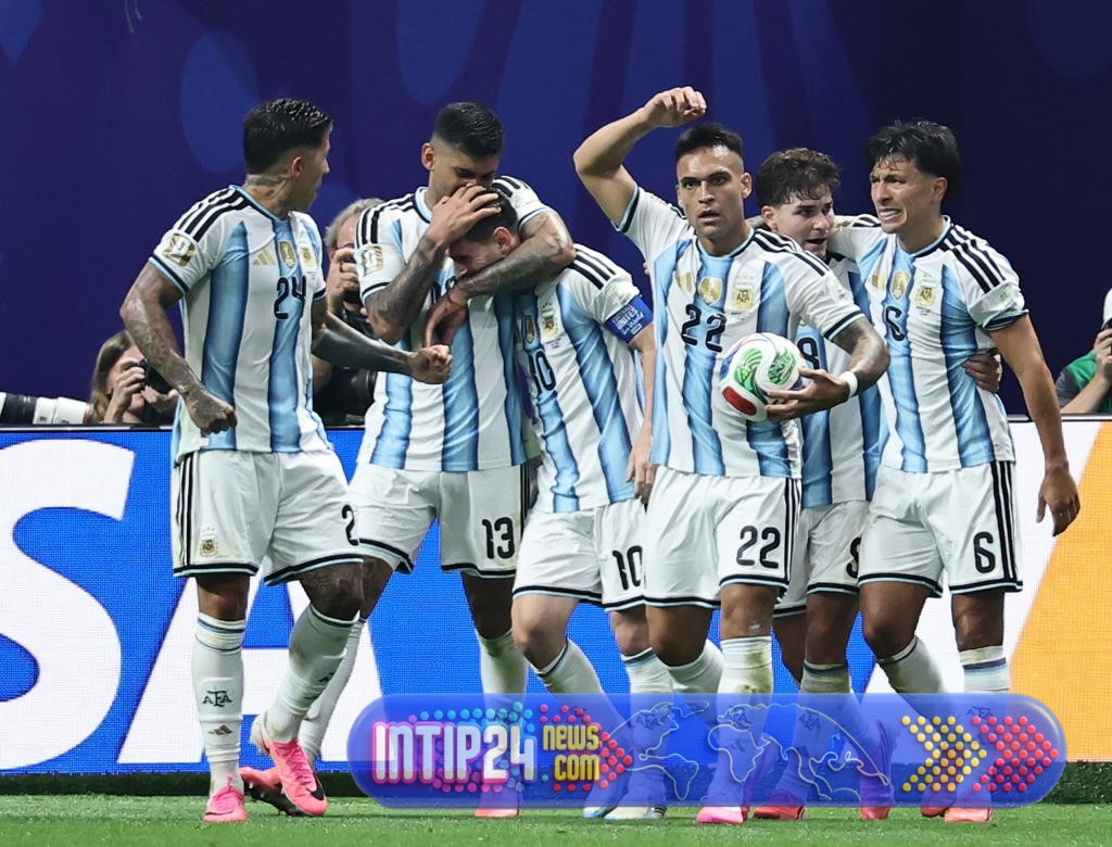 Argentina Menang Dramatis 3-2 (0-2) saat Melawan Mesir, La Albiceleste Lolos 8 Besar