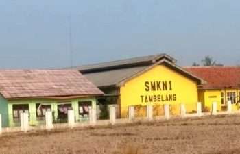 Skandal Zonasi Terendus: Oknum Guru SMKN 1 Tambelang Diduga Jualbelikan Bangku Sekolah via WhatsApp