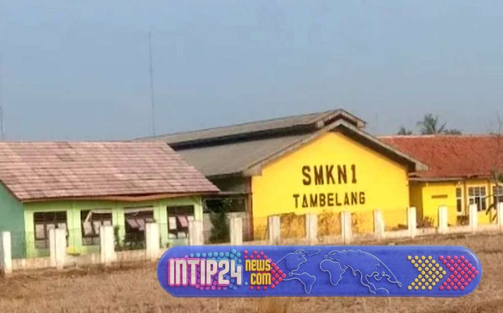 Skandal Zonasi Terendus: Oknum Guru SMKN 1 Tambelang Diduga Jualbelikan Bangku Sekolah via WhatsApp