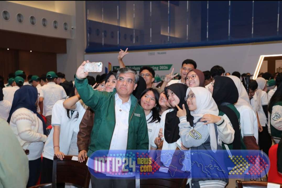 Menaker Yassierli : SDM Jadi Kunci Indonesia Emas 2045 Menaker Yassierli : SDM Jadi Kunci Indonesia Emas 2045