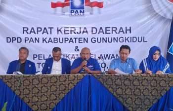 DPD PAN DIY Gelar Rakerda serta Melantik Relawan Totok Daryanto