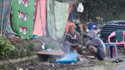 Update Gempa NTT: Korban Tewas 68 Orang, 12.800 Tak Dapat Kembali ke Rumah
