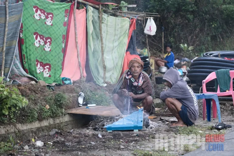 Update Gempa NTT: Korban Tewas 68 Orang, 12.800 Tak Dapat Kembali ke Rumah Update Gempa NTT: Korban Tewas 68 Orang, 12.800 Tak Dapat Kembali ke Rumah