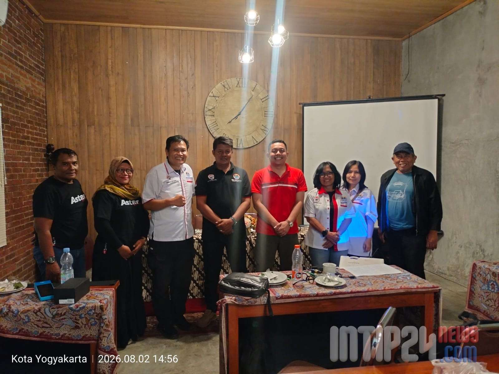 Tingkatkan Sinergitas, Ketua IWO Indonesia Provinsi Yogyakarta Bakal Road Show ke Seluruh DPD se-DIY Tingkatkan Sinergitas, Ketua IWO Indonesia Provinsi Yogyakarta Bakal Road Show ke Seluruh DPD se-DIY
