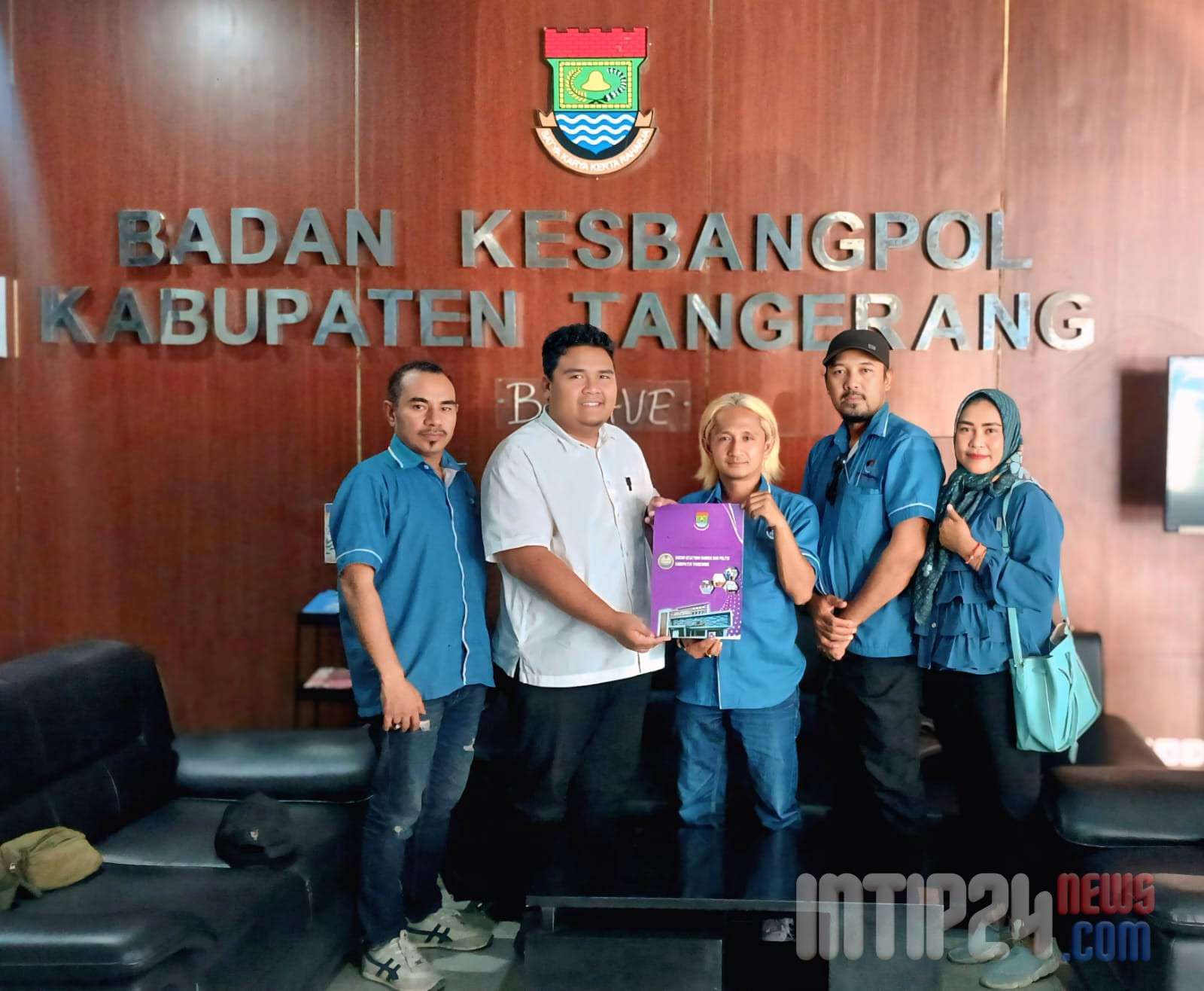 Sopiyan Resmi Gantikan Kepengurusan Lama DPD IWO-I Kabupaten Tangerang Sopiyan Resmi Gantikan Kepengurusan Lama DPD IWO-I Kabupaten Tangerang