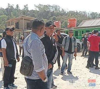 Tokoh Masyarakat Lilik ThohariI Apresiasi On The Rock: 100 Tangki Air Bersih Tahap Awal Untuk Warga Gunungkidul