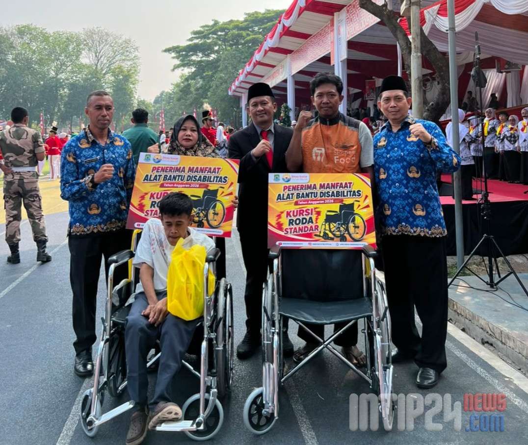 HUT ke-81 RI, Pemkot Tangerang Salurkan Bantuan Kursi Roda bagi Penyandang Disabilitas