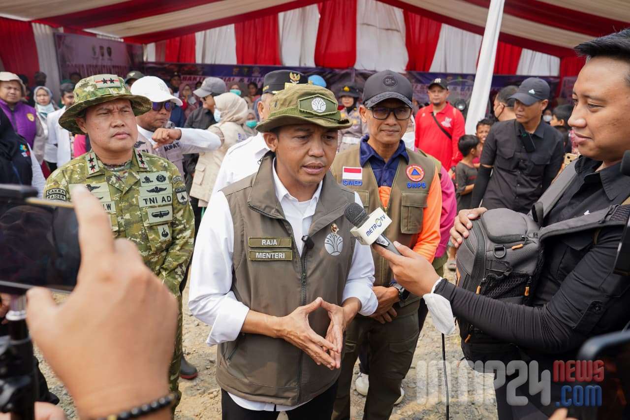 Karhutla Pelalawan, Menhut Raja Antoni: Jangan Tinggalkan Lokasi Sebelum Pendinginan Tuntas