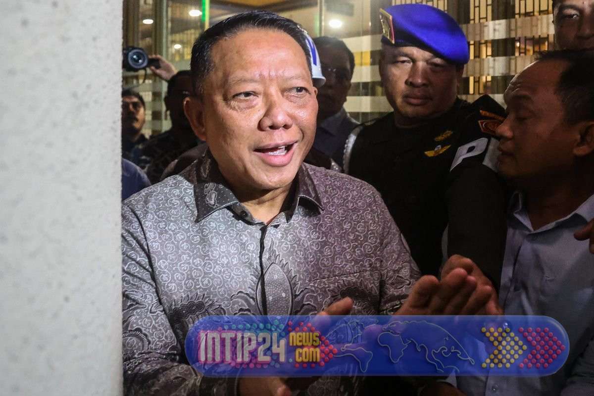 Jaksa Agung Resmi Berhentikan Sementara Ex Jampidsus Febrie Adriansyah