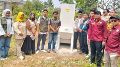 Dari Hasil Survei Jadi Aksi Nyata, KKN Universitas Pelita Bangsa Serahkan Incinerator ke Desa Banjarsari