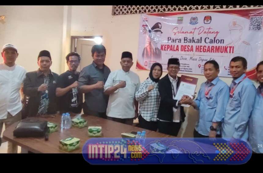 Oknum Guru PNS di Cikarang Timur Diduga Jadi Timses Calon Kepala Desa Oknum Guru PNS di Cikarang Timur Diduga Jadi Timses Calon Kepala Desa