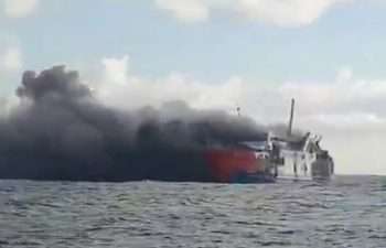 KMP Putri Yasmin Rute Bali-Lombok Terbakar, 1 Orang Dilaporkan Meninggal