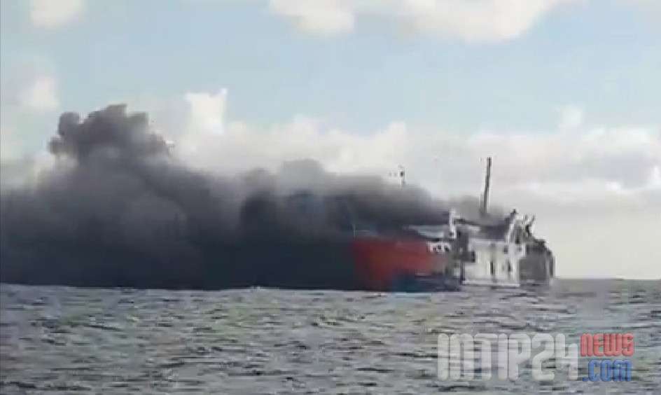 KMP Putri Yasmin Rute Bali-Lombok Terbakar, 1 Orang Dilaporkan Meninggal KMP Putri Yasmin Rute Bali-Lombok Terbakar, 1 Orang Dilaporkan Meninggal