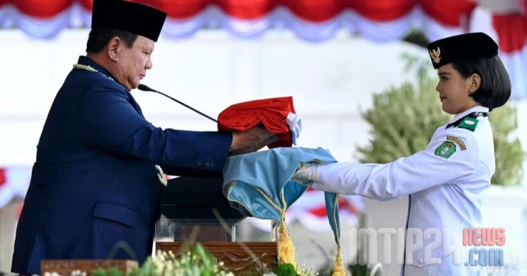 Presiden Prabowo Pimpin Upacara Detik-Detik Proklamasi di Istana Merdeka Presiden Prabowo Pimpin Upacara Detik-Detik Proklamasi di Istana Merdeka
