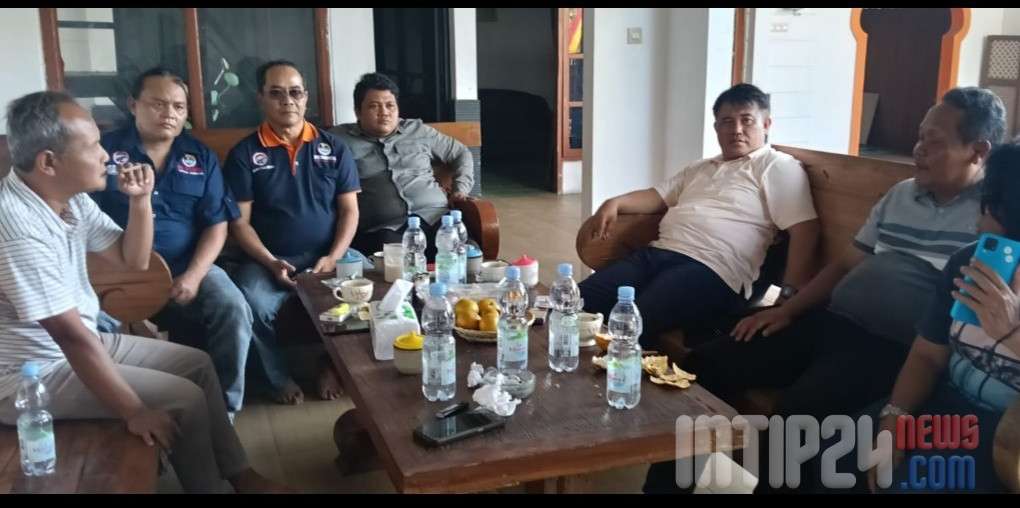 Ketum IWO Indonesia DR. Icang Rahardian Silaturahmi ke Dewan Pembina dan Ketua DPW IWOI DIY