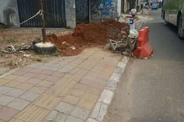 IMG-20260928-WA6188-375x250 Sudah Sebulan, Galian di Jl. Proklamasi Dekat Kecamatan Karawaci Diduga Minim Pengamanan K3